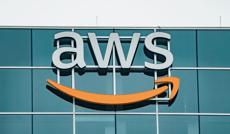 https://stg.kaopiz.com/wp-content/uploads/2021/05/aws.png